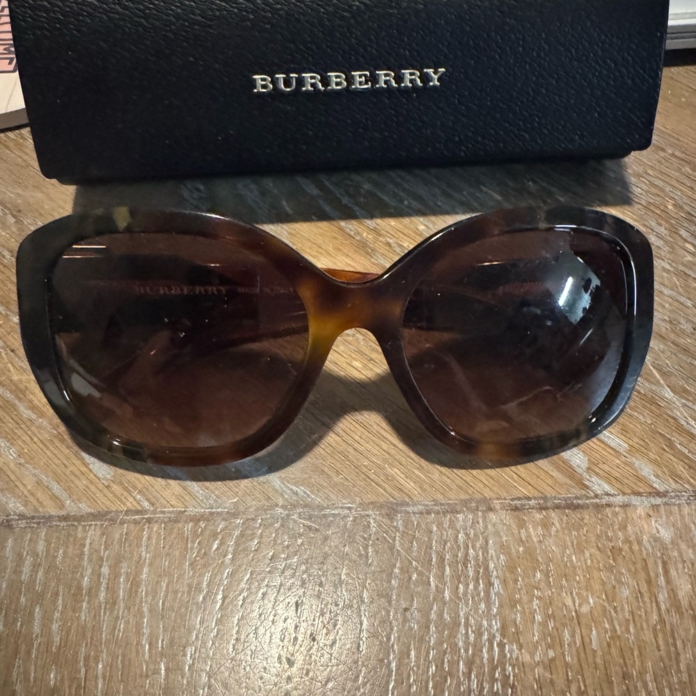 Burberry Brown Oversized Tortoiseshell Sunglasses